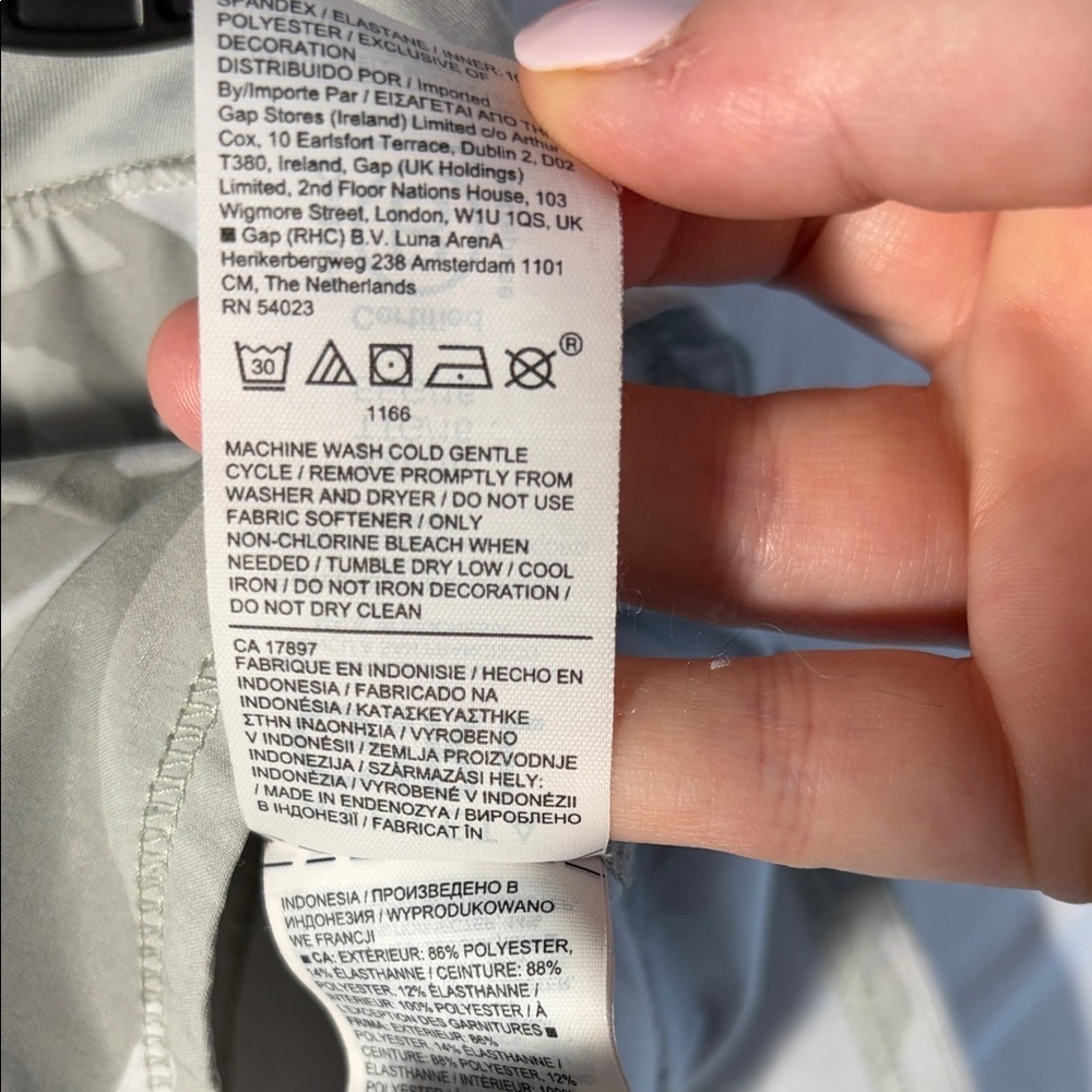 Athleta Girl Printed Record Breaker 3” Short - XXL(16) Gray Camouflage - Picture 8 of 8